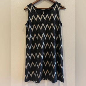 Zouk: Black and‎ Gold Shimmer Chevron Mini Dress Size Large